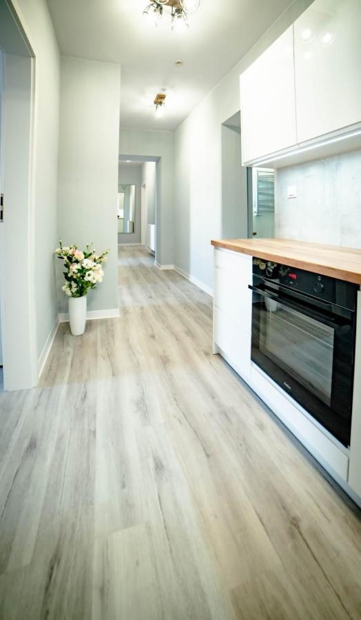 Lofty Apartamenty Namyslow I 외부 사진